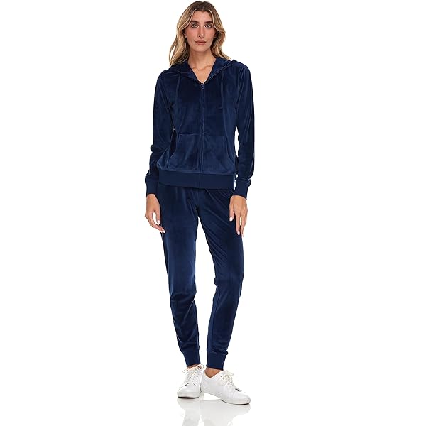 Amazon.com: AmeriMark Women Velour Rhinestone Sweatsuit Set